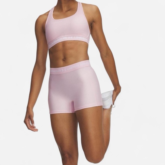 Under Armour Short - Picture 3 of 4